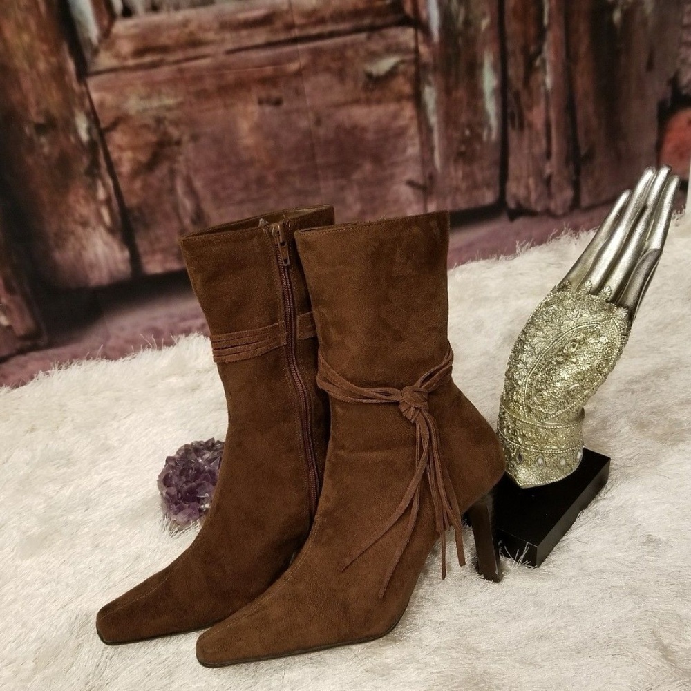 Brown Faux Suede ankle boots fringe boho Sz 6